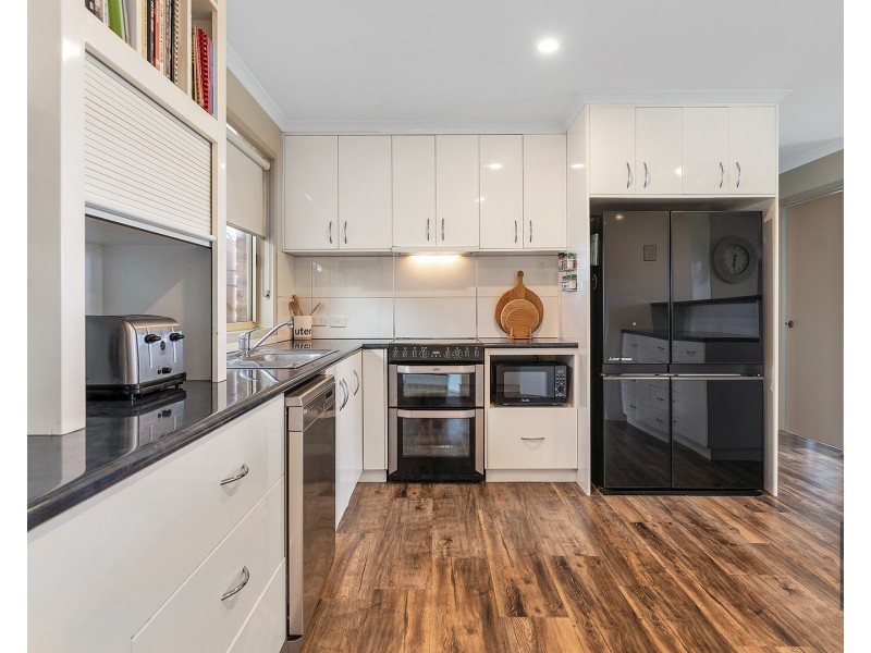 93 Kelsh Road, Echuca VIC 3564