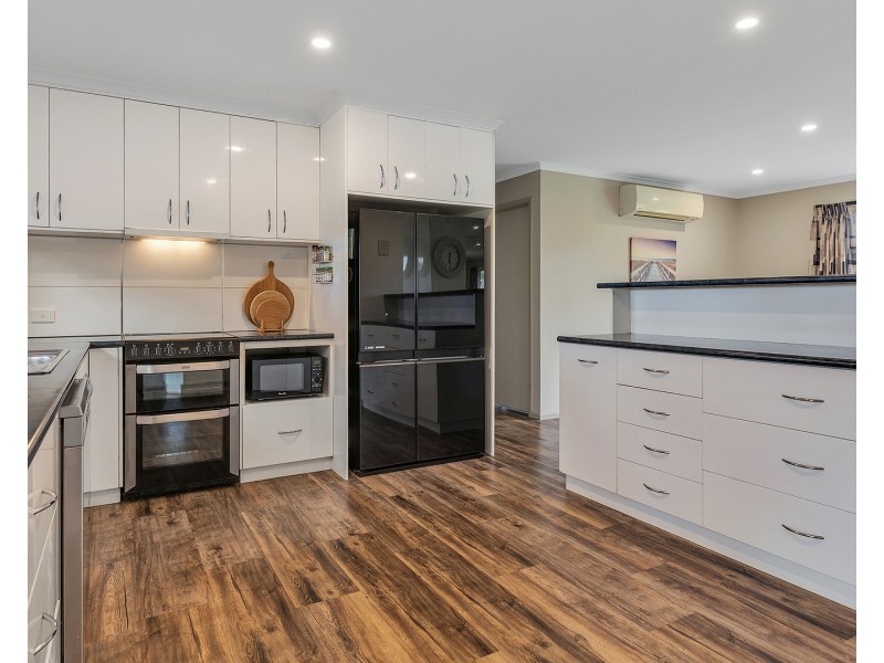 93 Kelsh Road, Echuca VIC 3564