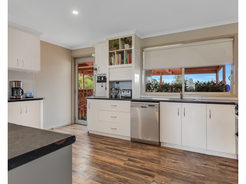 93 Kelsh Road, Echuca VIC 3564