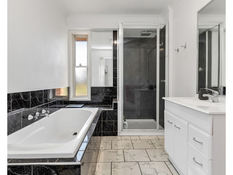 93 Kelsh Road, Echuca VIC 3564