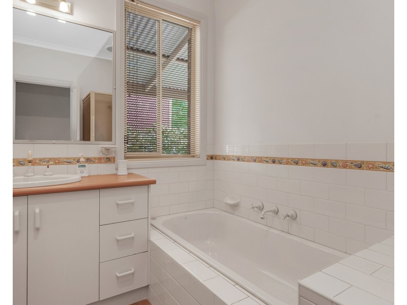 19 Baldwin Court, Echuca VIC 3564