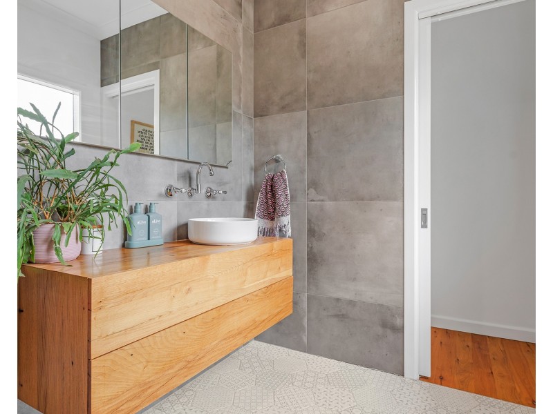 16 Premier Street, Echuca VIC 3564