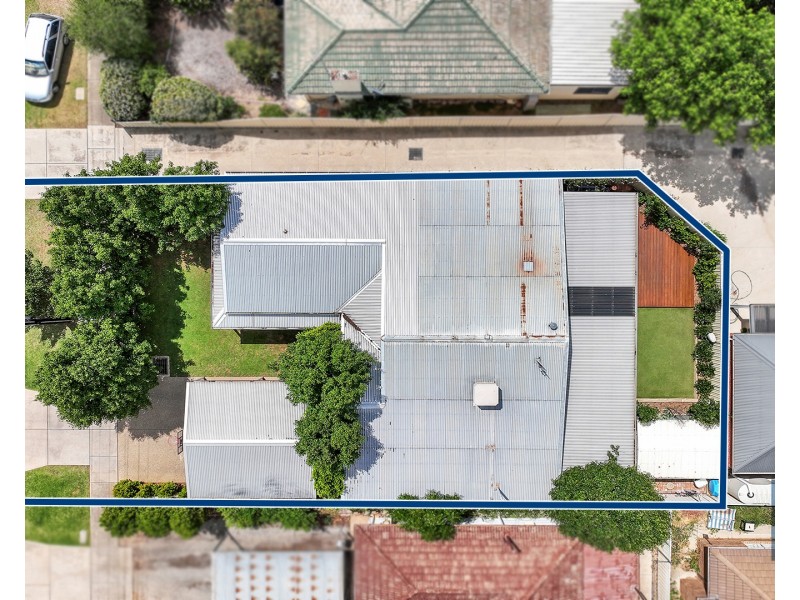 16 Premier Street, Echuca VIC 3564