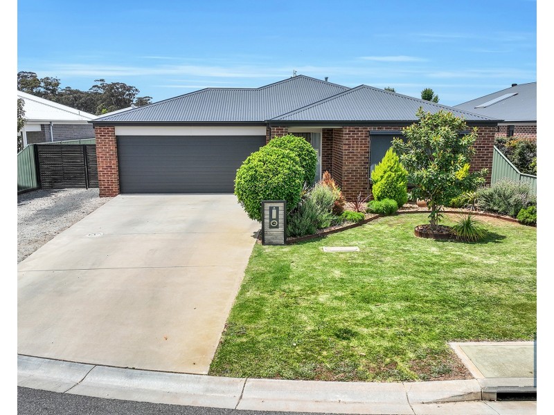 8 Marion Court, Moama NSW 2731