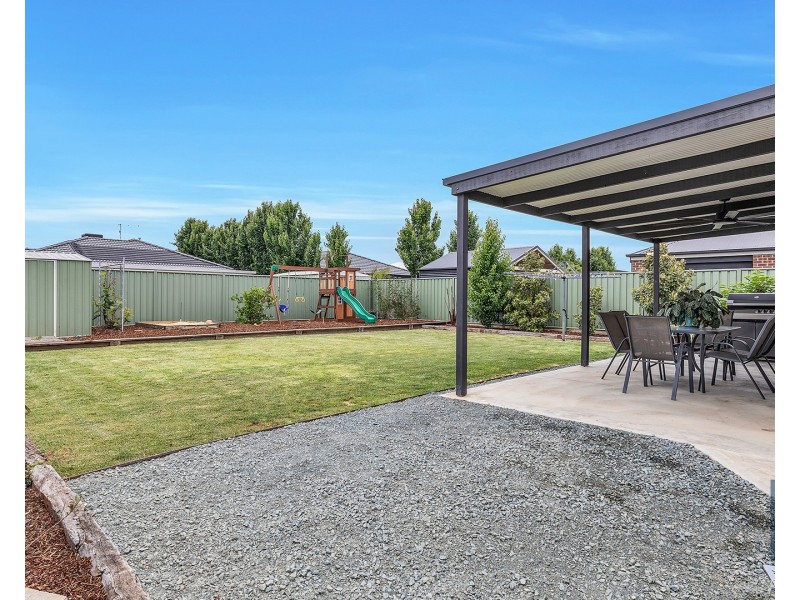8 Marion Court, Moama NSW 2731