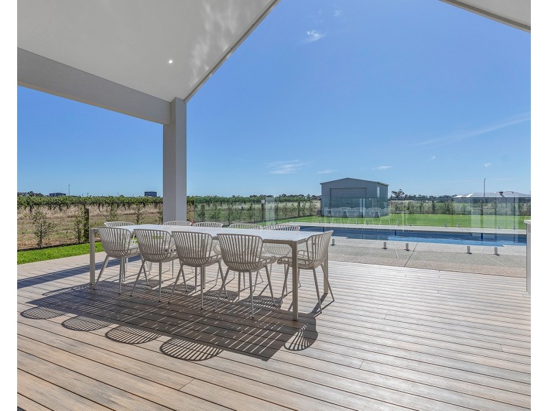 6 Kestrel Street, Moama NSW 2731