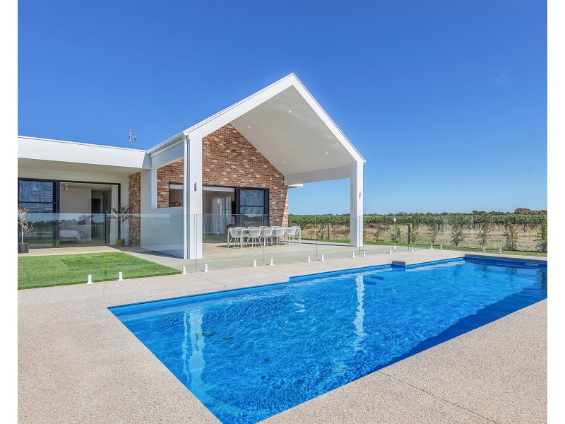 6 Kestrel Street, Moama NSW 2731