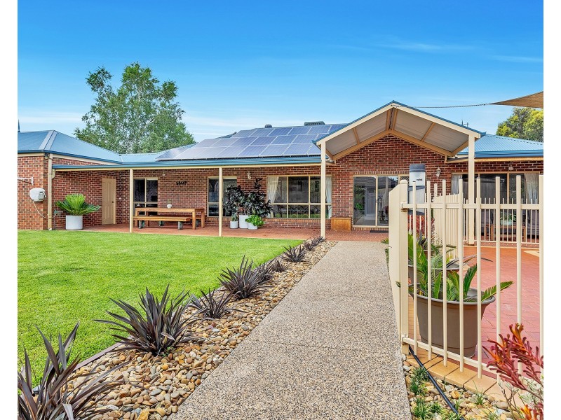 18 Orkney Court, Moama NSW 2731