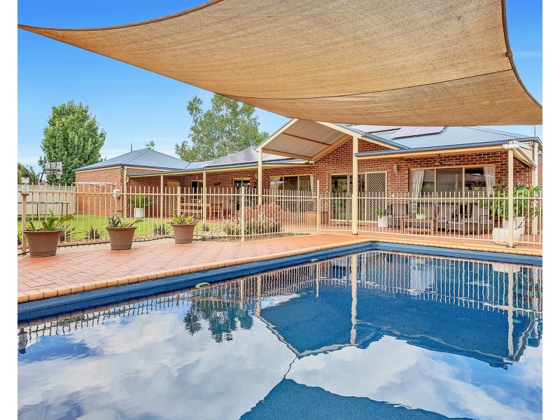 18 Orkney Court, Moama NSW 2731