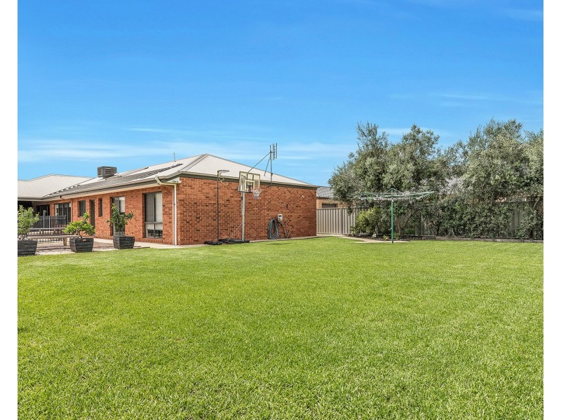 11 Westin Place, Echuca VIC 3564