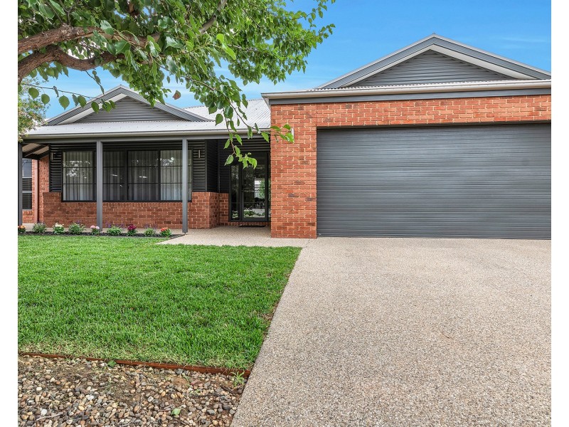 11 Westin Place, Echuca VIC 3564
