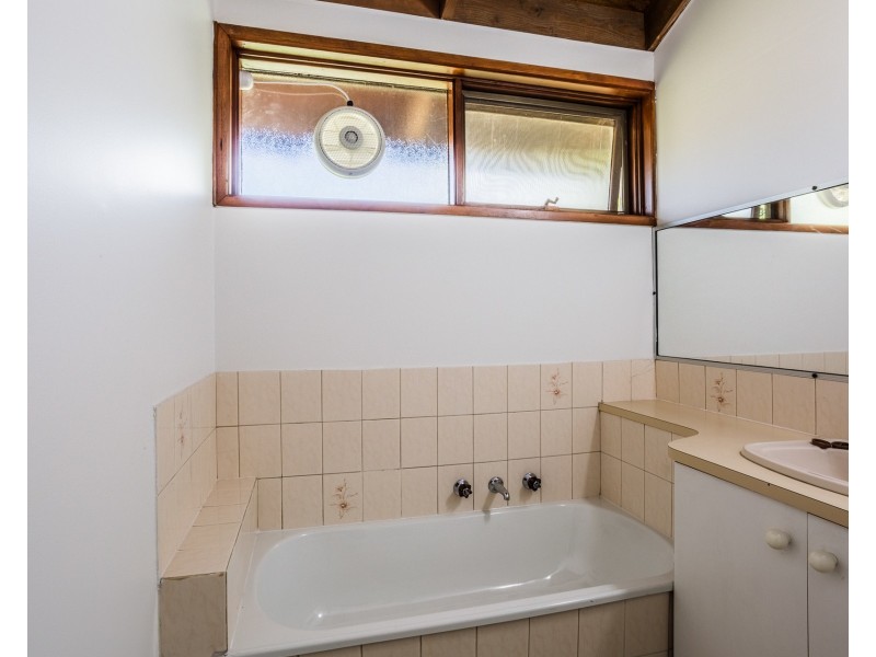 317 Ogilvie Avenue, Echuca VIC 3564