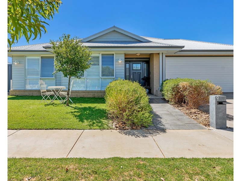 9 Egret Street, Moama NSW 2731