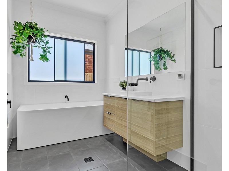 19 Marsanne Drive, Moama NSW 2731