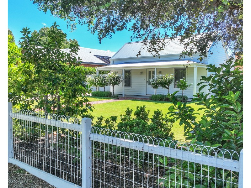 42 Francis Street, Echuca VIC 3564