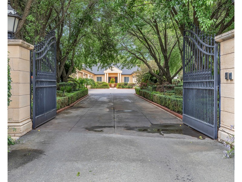 94 Wharparilla Drive, Echuca VIC 3564