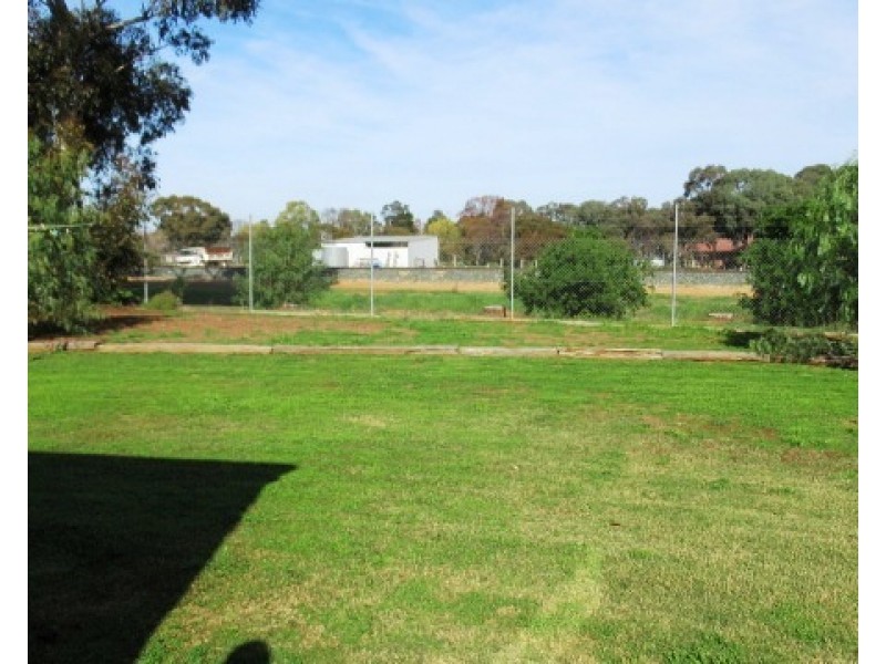 1 Denmark Road, Echuca VIC 3564