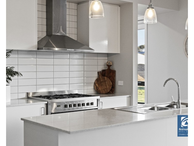 10 Wild Oat Drive, Echuca VIC 3564