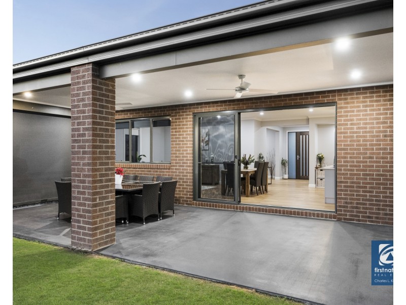 10 Wild Oat Drive, Echuca VIC 3564