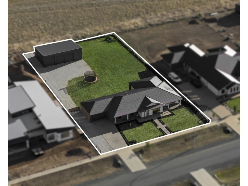 10 Wild Oat Drive, Echuca VIC 3564