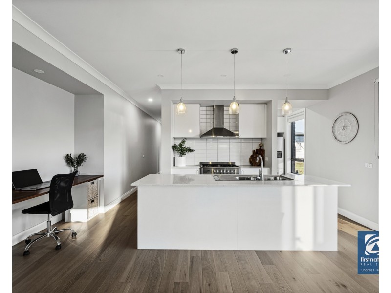 10 Wild Oat Drive, Echuca VIC 3564