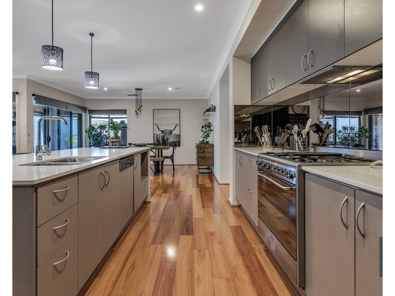 39 Park Avenue, Echuca VIC 3564