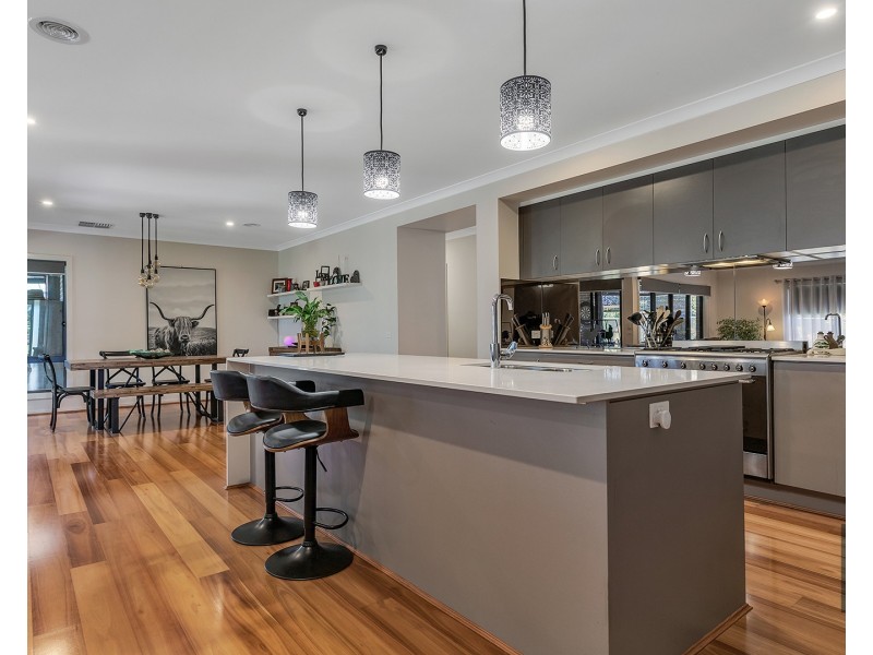 39 Park Avenue, Echuca VIC 3564