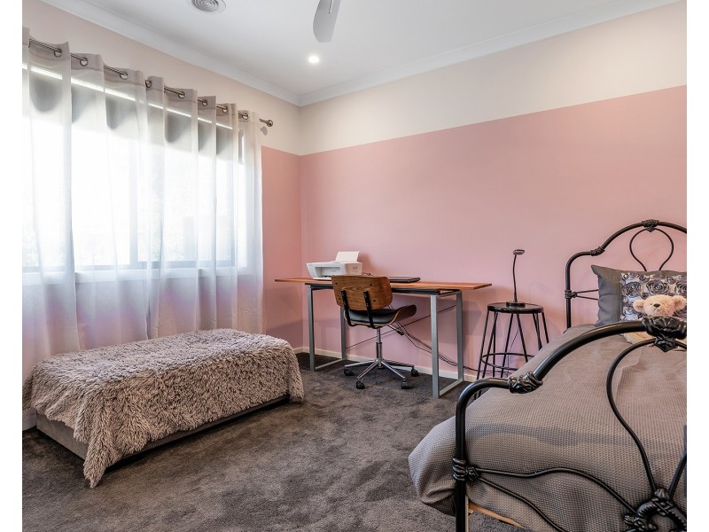 39 Park Avenue, Echuca VIC 3564