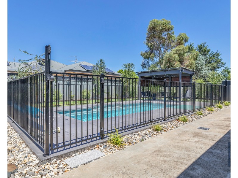 39 Park Avenue, Echuca VIC 3564
