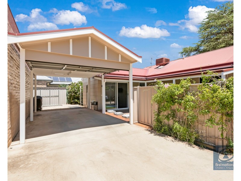 1/100 Haverfield Street, Echuca VIC 3564