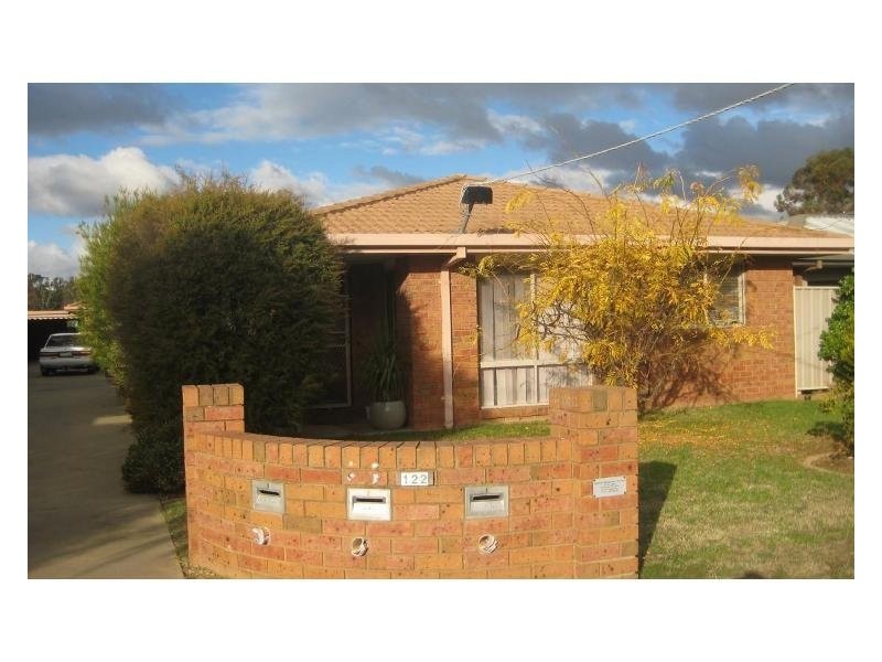 1/122 Crossen Street, Echuca VIC 3564