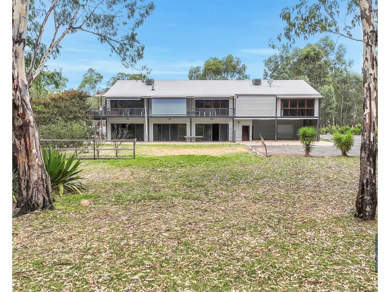 1725 Perricoota Road, Moama NSW 2731