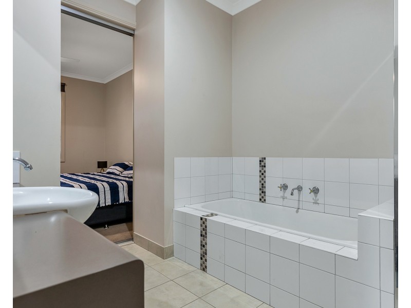 8/6 Warden Street, Moama NSW 2731