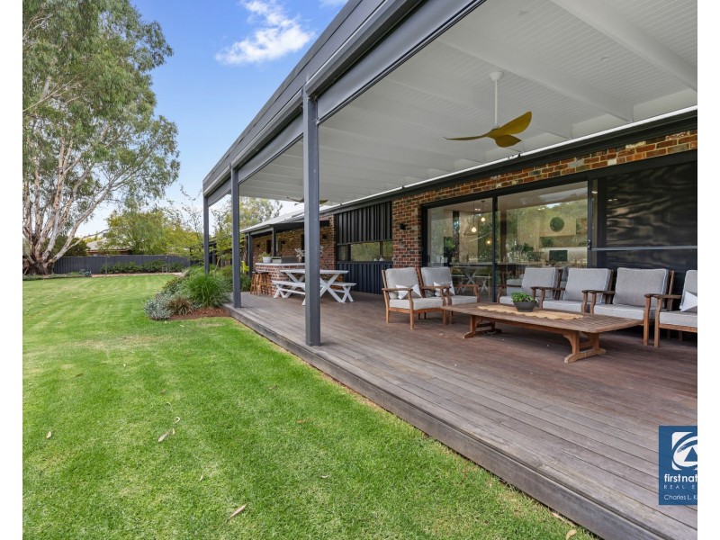 55 Perricoota Road, Moama NSW 2731