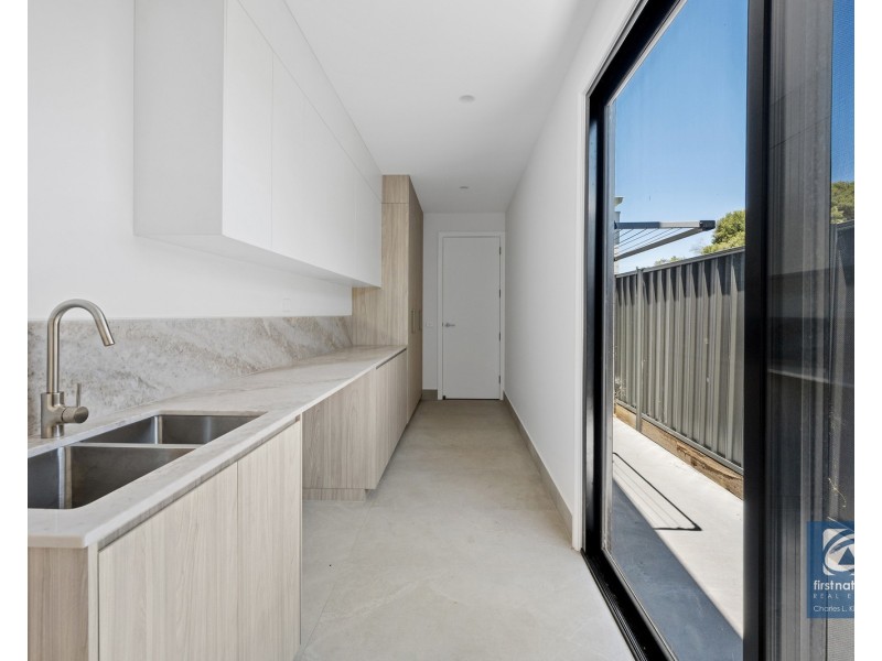 2/9 Hare Street, Echuca VIC 3564