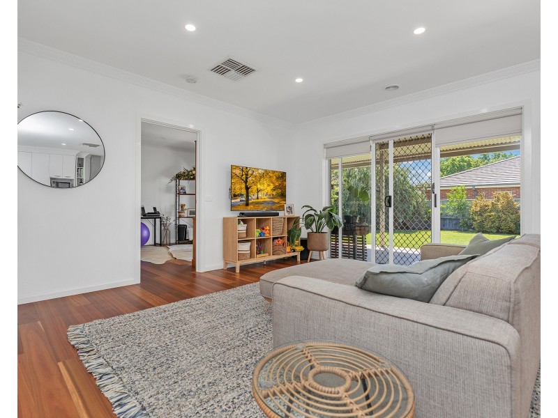 8 Yeovil Court, Echuca VIC 3564