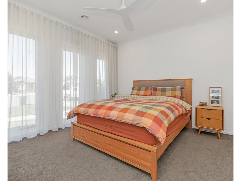 8 Yeovil Court, Echuca VIC 3564