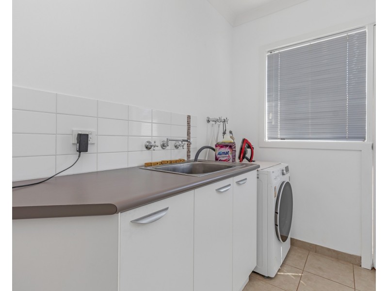 8 Yeovil Court, Echuca VIC 3564
