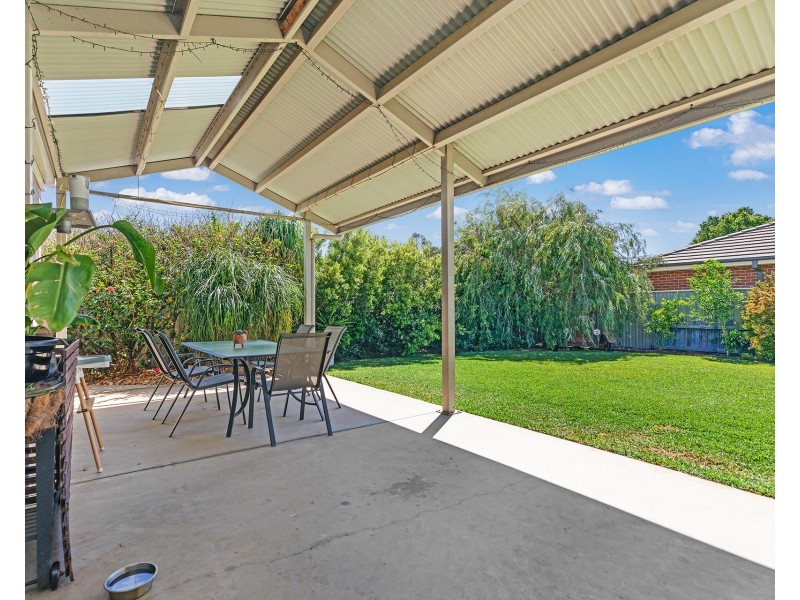 8 Yeovil Court, Echuca VIC 3564