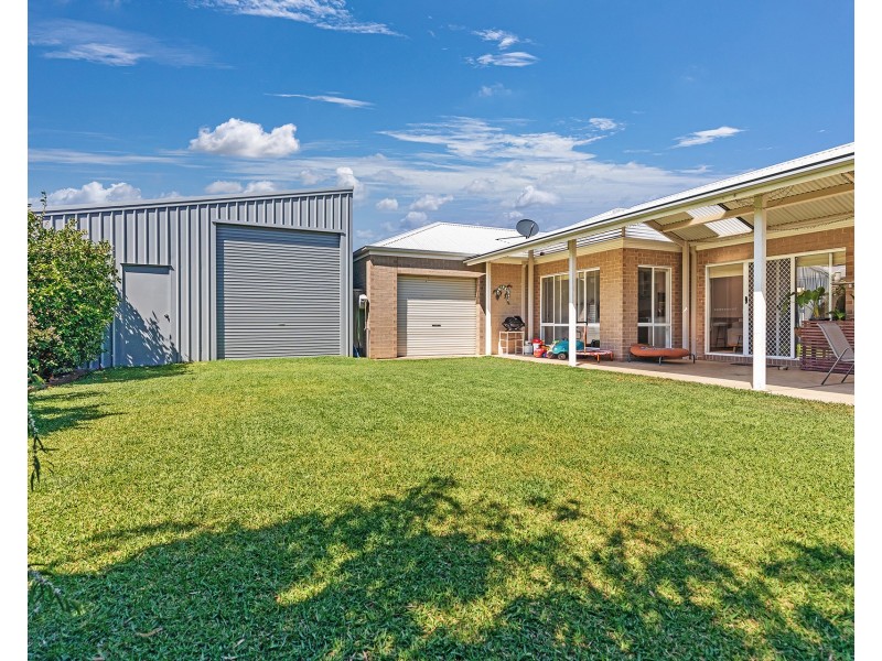 8 Yeovil Court, Echuca VIC 3564