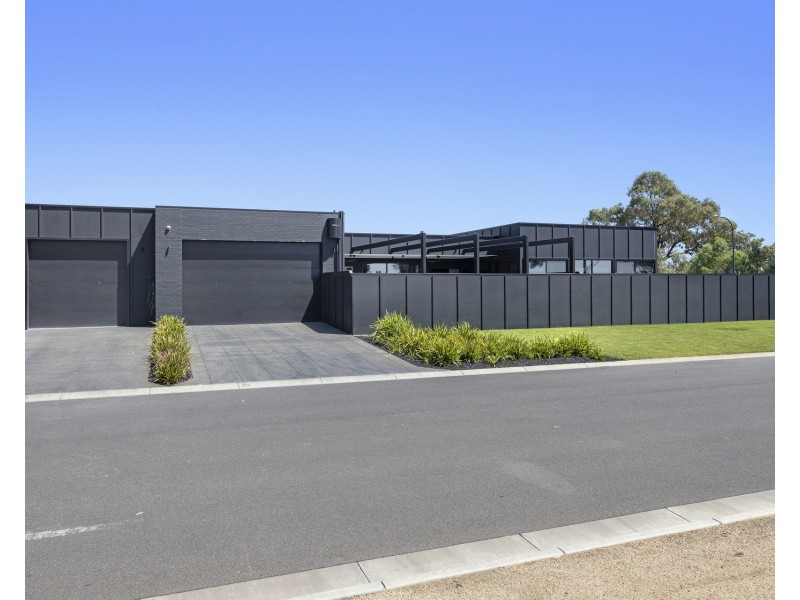 18 Riesling Drive, Moama NSW 2731