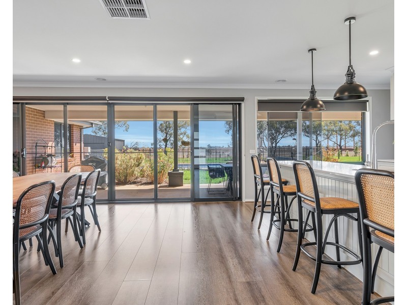 7 Clover Crescent, Echuca VIC 3564