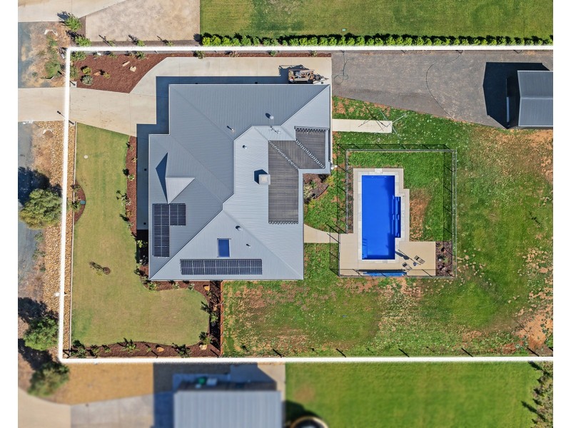 7 Clover Crescent, Echuca VIC 3564