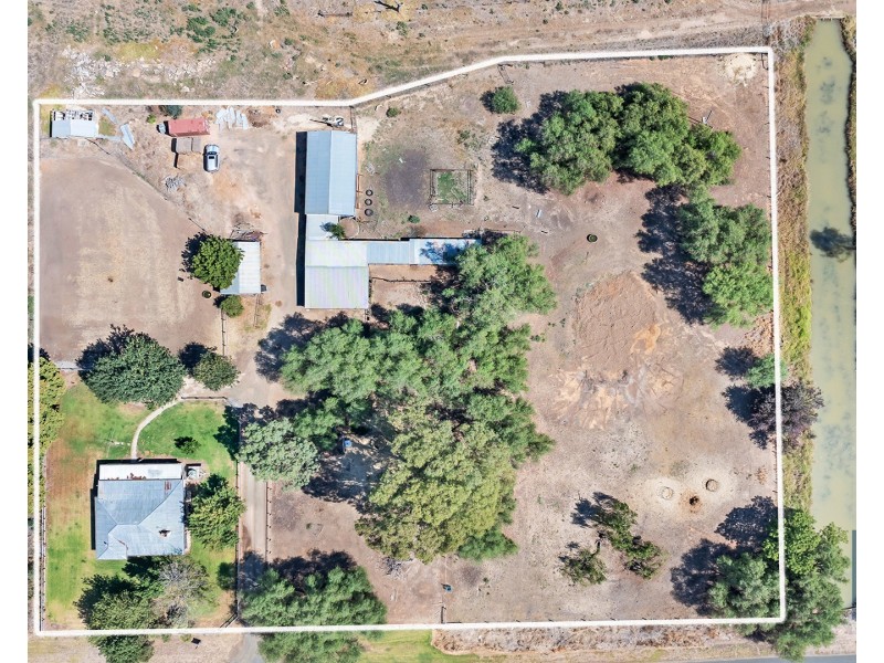 1520 Simmie Road, Strathallan, Echuca VIC 3564