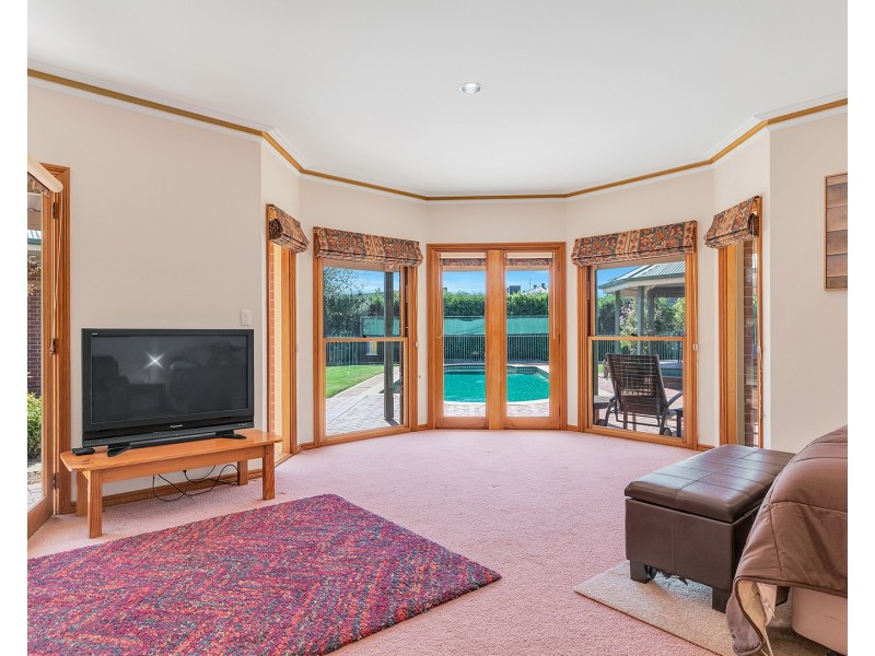 16 River Park Drive, Moama NSW 2731