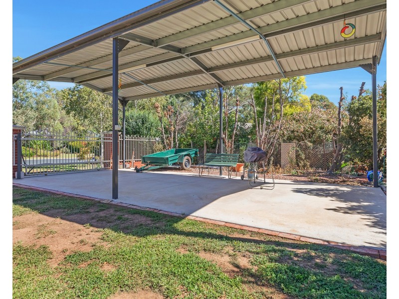 16 River Park Drive, Moama NSW 2731