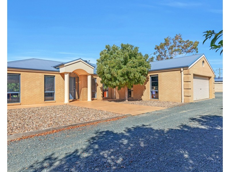 12 Ainsley Court, Echuca VIC 3564