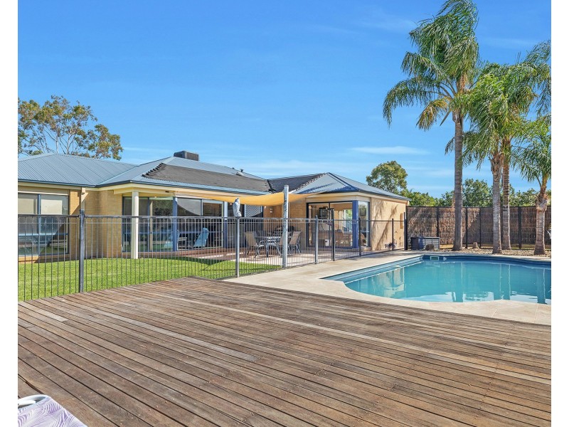 12 Ainsley Court, Echuca VIC 3564