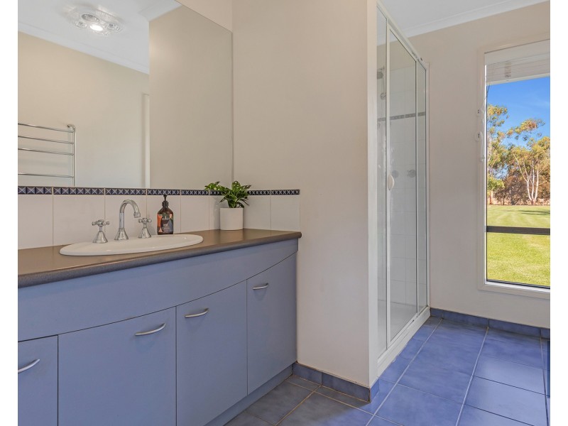 12 Ainsley Court, Echuca VIC 3564
