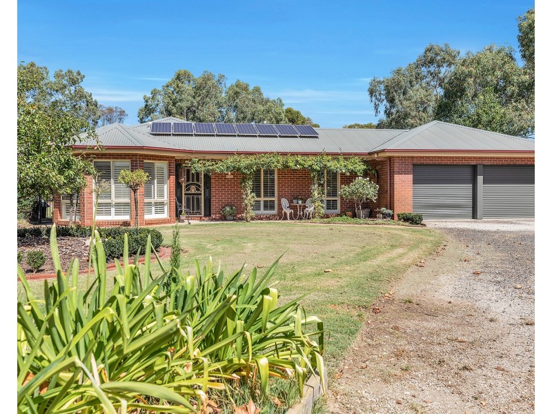 2 Fawkner Court, Echuca VIC 3564
